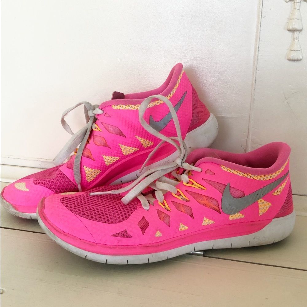 Women Pink Nike Free 5.0 5Y